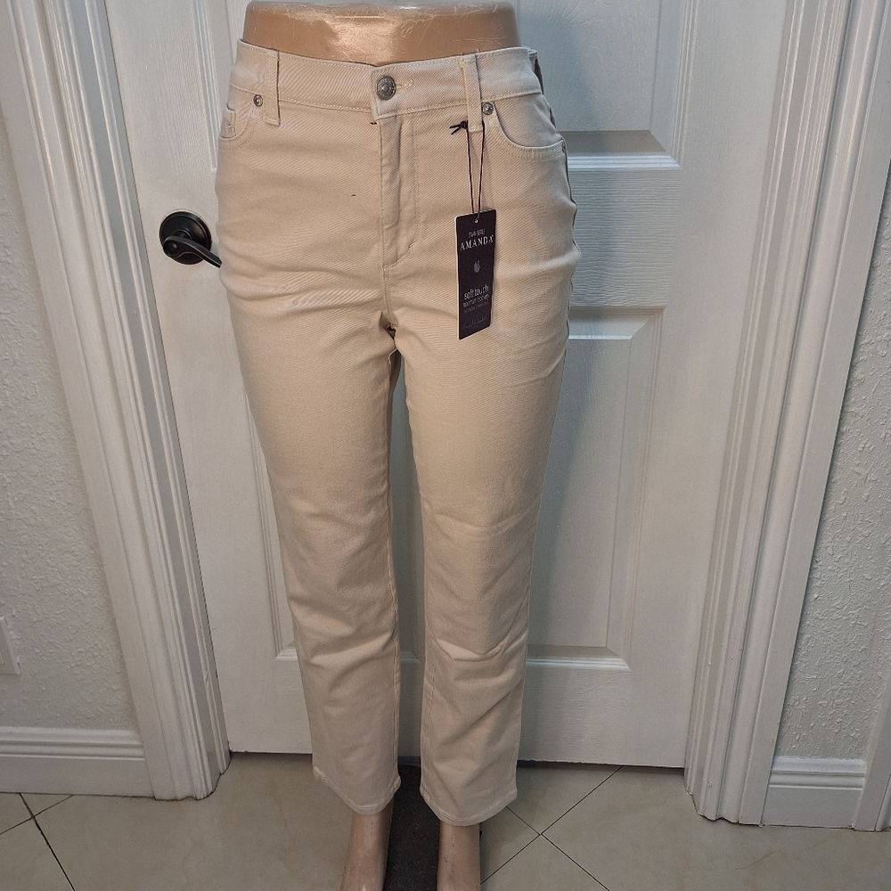 NWT Gloria Vanderbilt Beige Women's Jeans